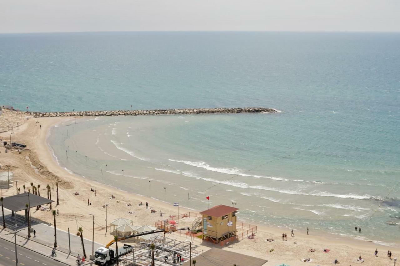 The Surfer'S Beach House Tel Aviv Exterior foto